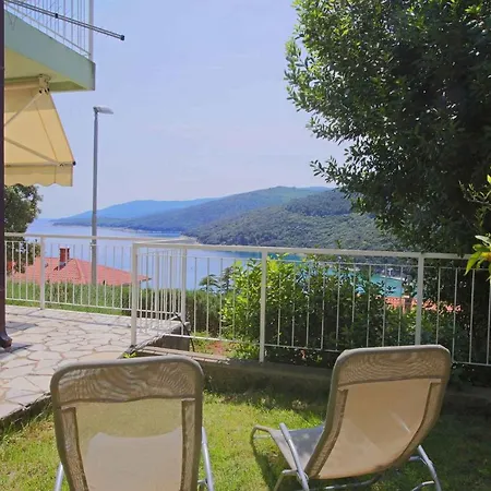 Apartments In Rabac 26466 Appartement *